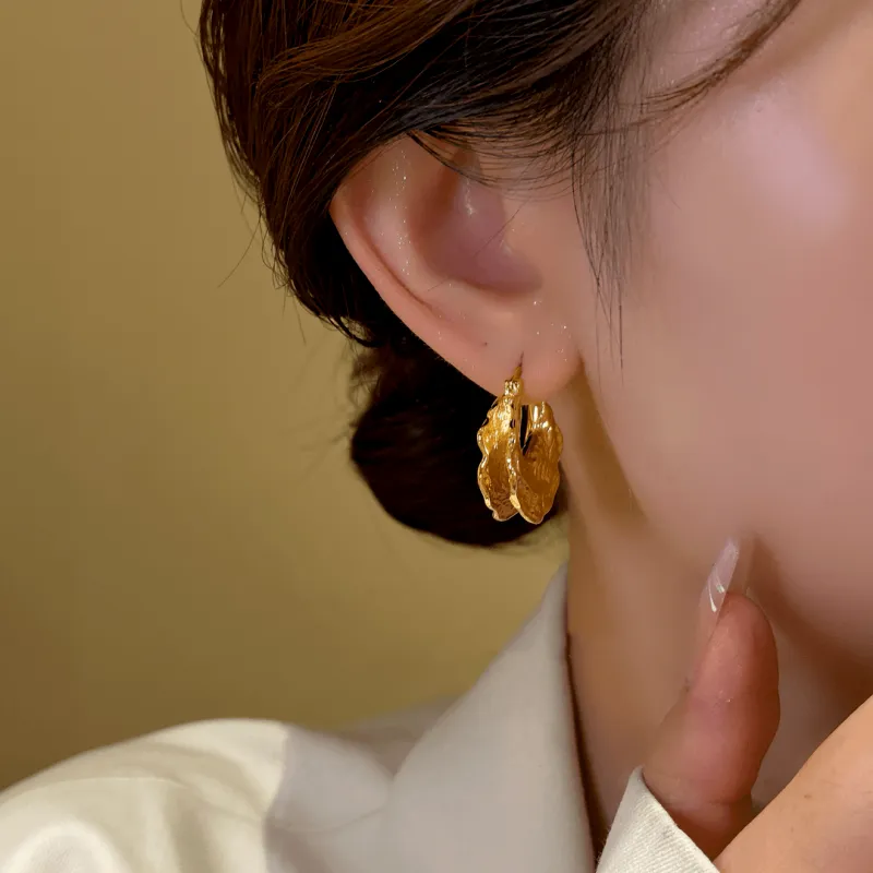 14K Gold-Plated Exquisite Wooden Ear Crescent Earrings