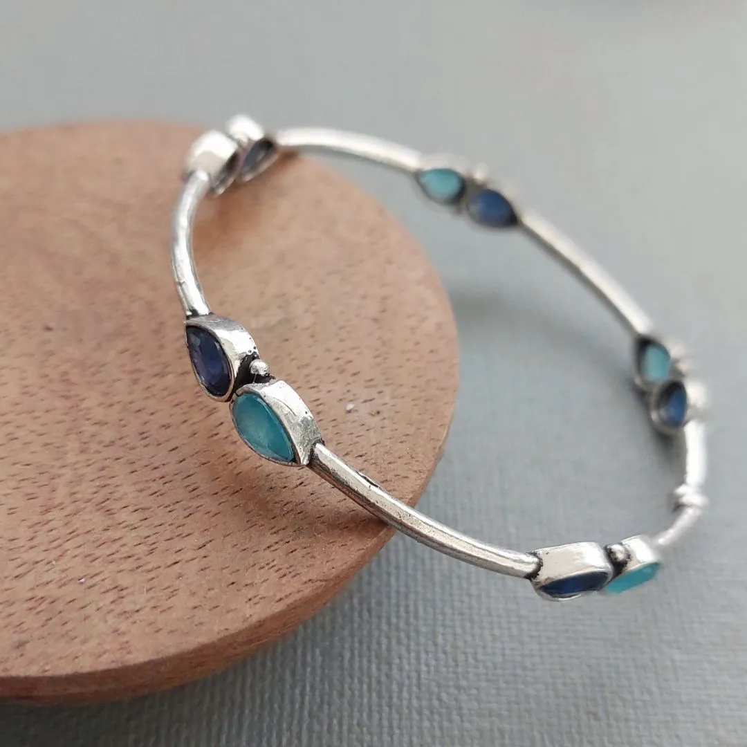 Adjustable Bracelet: Blue Silver Toned Bracelet