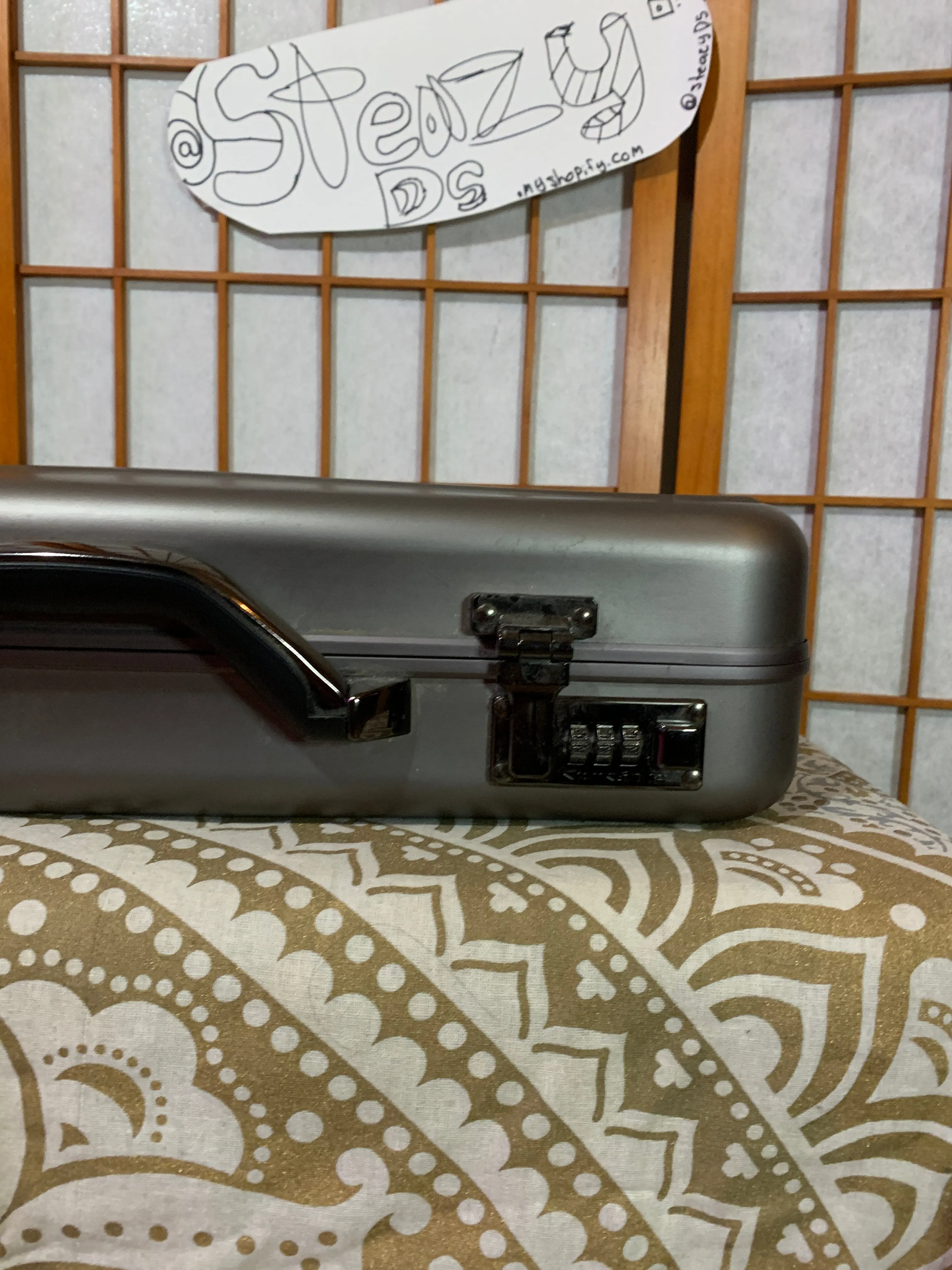 Aluminum Delegate Briefcase, Samsonite