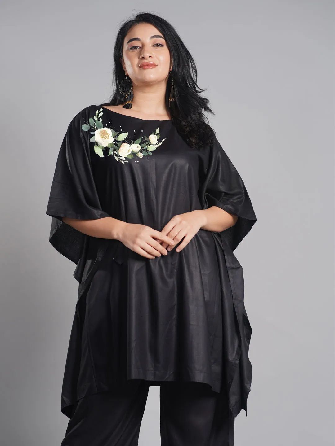 Black Rayon Kaftan - White Flowers