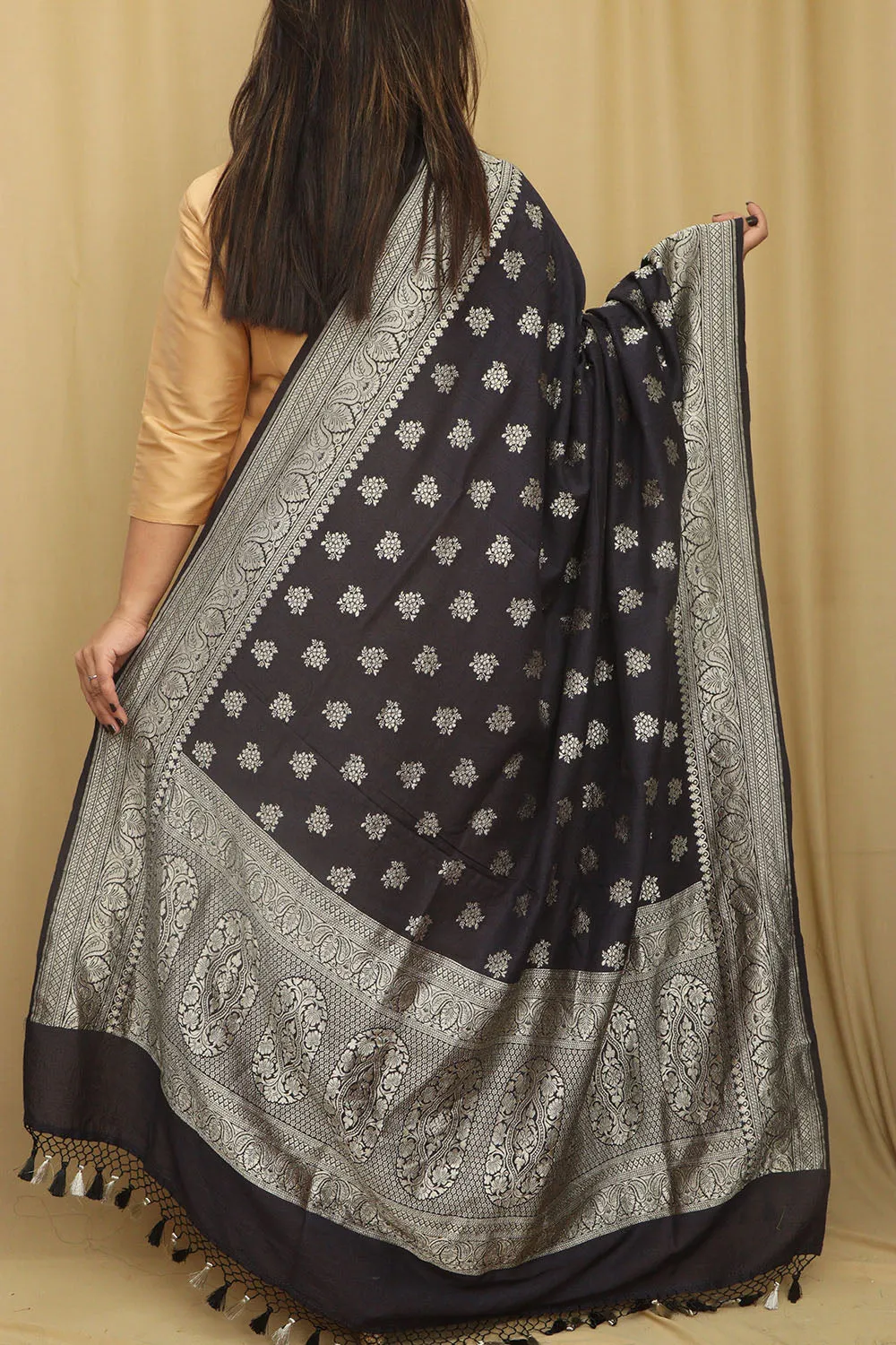 Exquisite Black Banarasi Handloom Pure Moonga Silk Dupatta