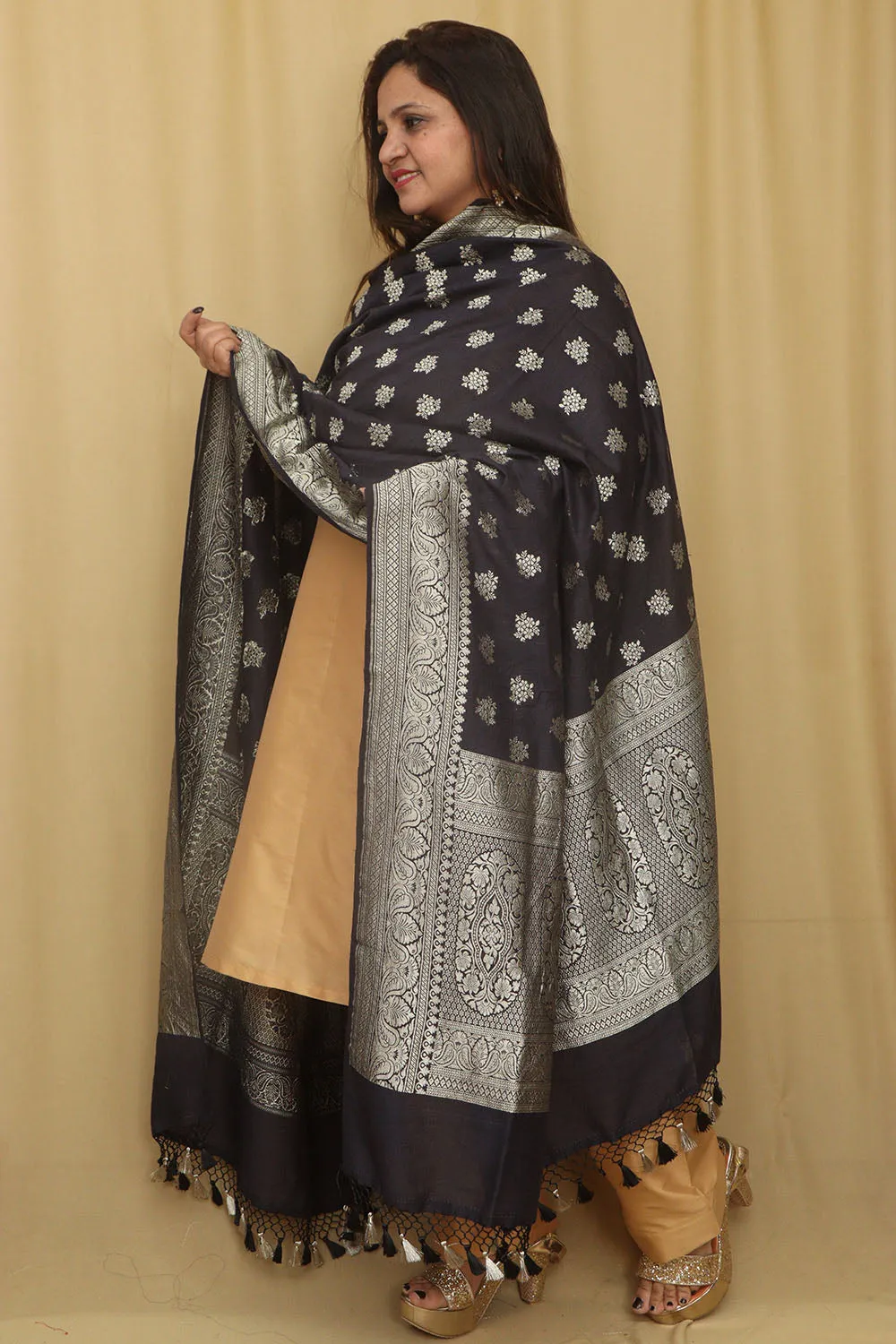 Exquisite Black Banarasi Handloom Pure Moonga Silk Dupatta