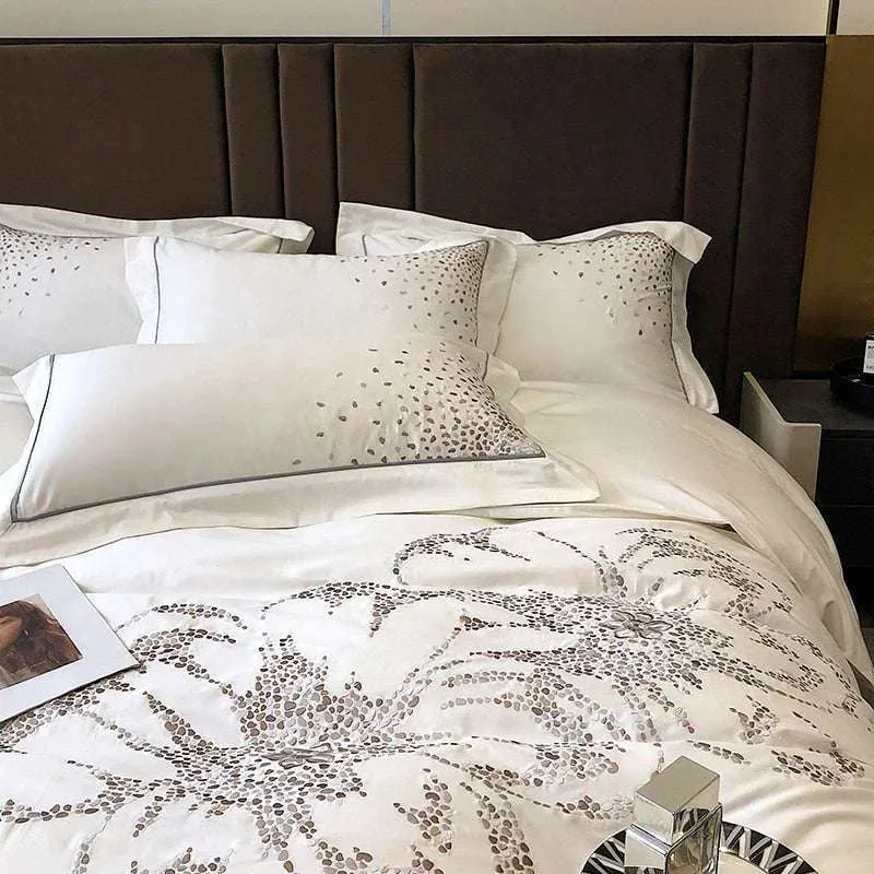 Exquisite Floral Elegance 1000TC Egyptian Cotton Bedding Set