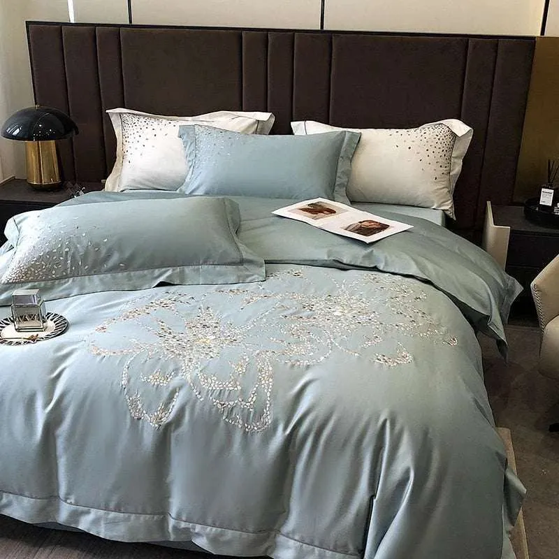 Exquisite Floral Elegance 1000TC Egyptian Cotton Bedding Set