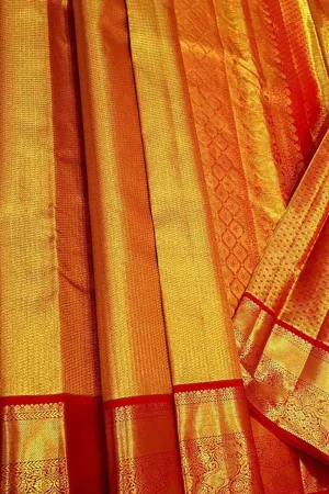 Exquisite Golden Kanjeevaram Handloom Pure Tissue Silk Saree