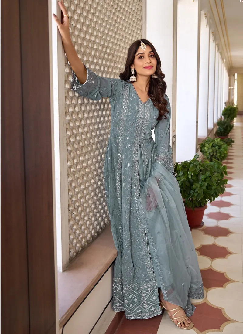 Exquisite Pakistani Front Slit Salwar Suit