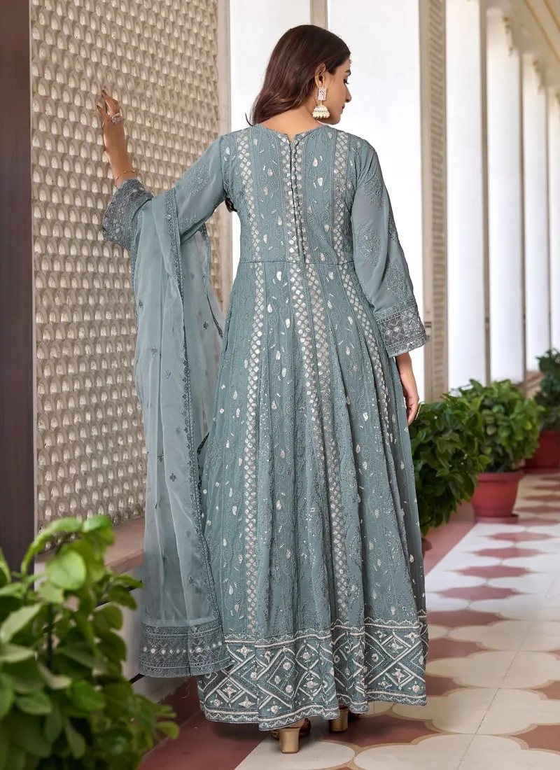 Exquisite Pakistani Front Slit Salwar Suit