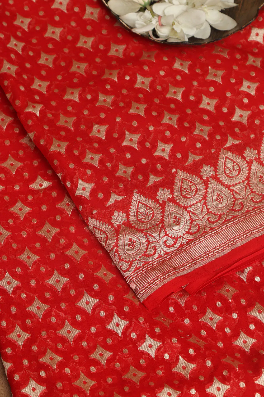 Exquisite Red Banarasi Handloom Pure Georgette Dupatta