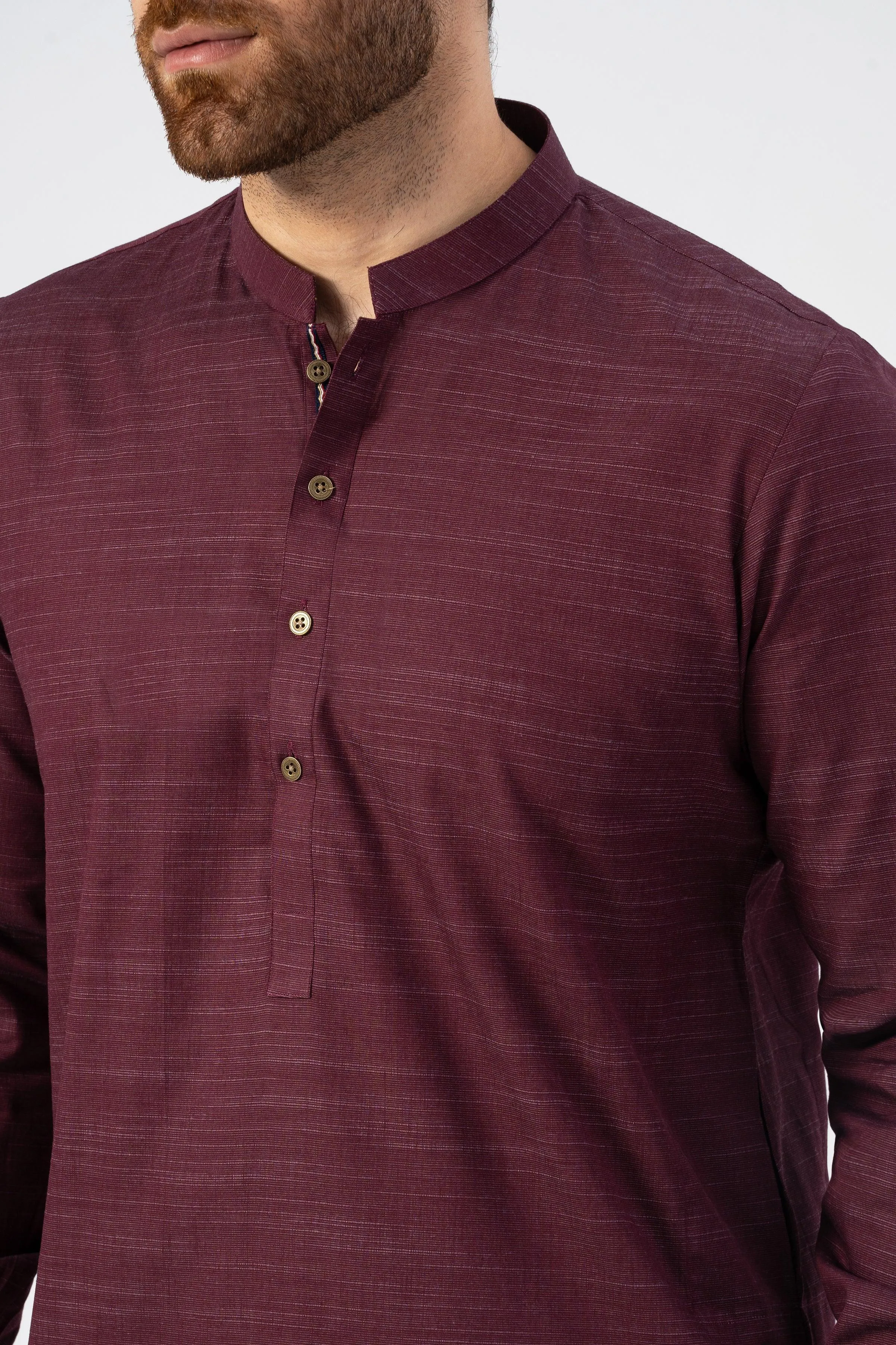 EXQUISITE TEXTURED KURTA PAJAMA MAROON