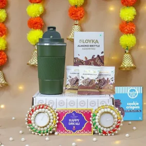 Giftana Exquisite Diwali Drinkware Hamper - Green