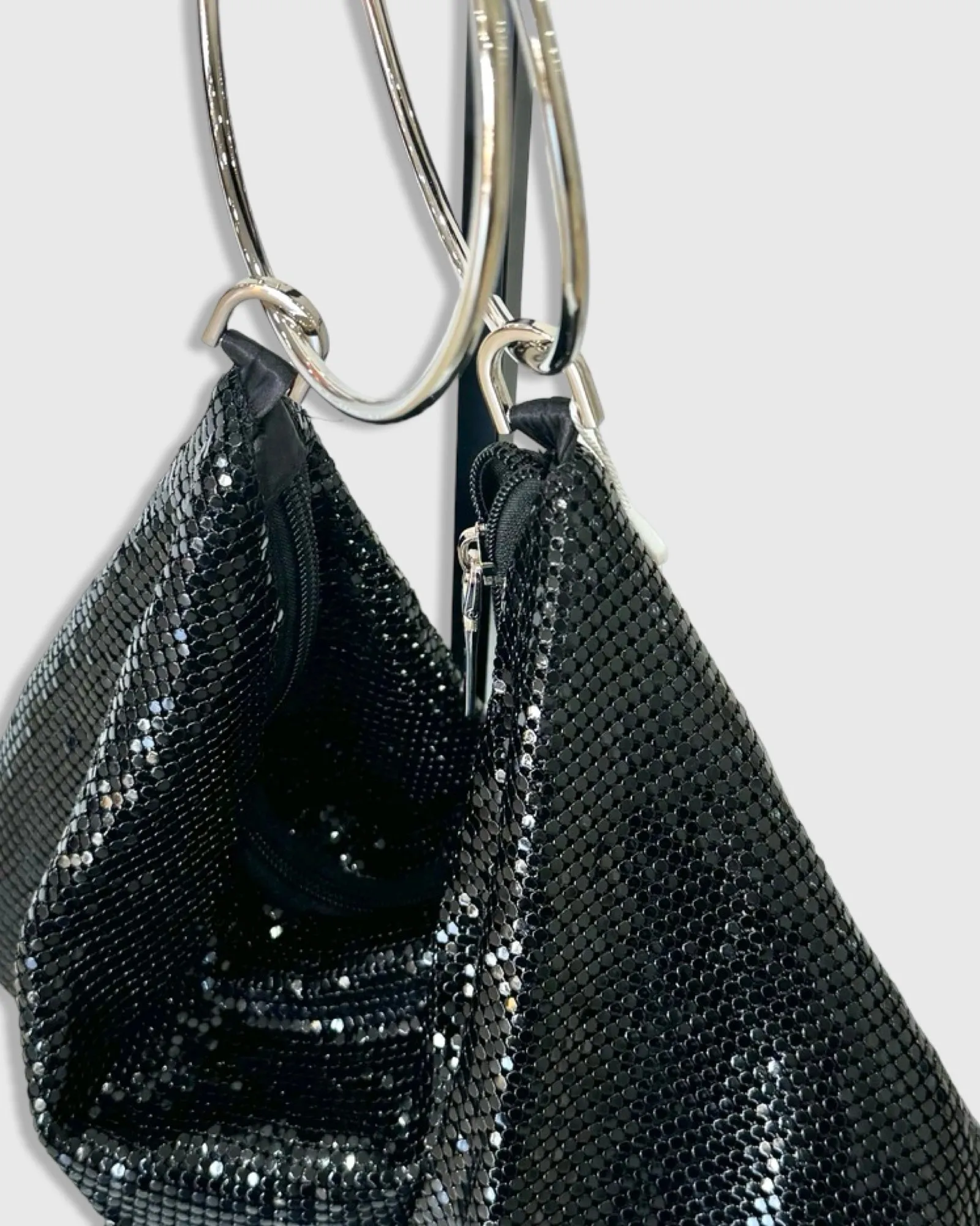 Glowmesh Teardrop Bag