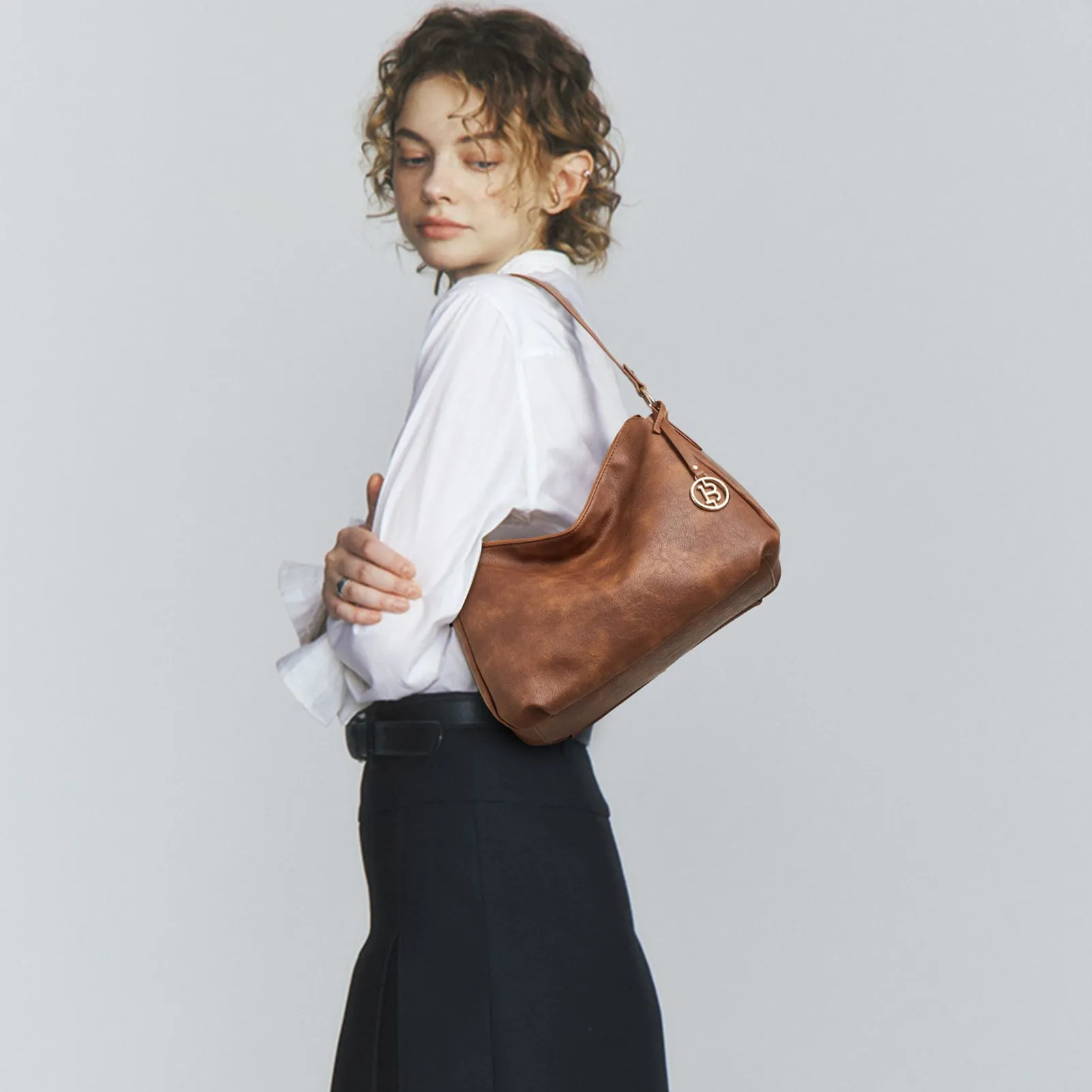 Kweli Hobo Shoulder Handbag - Pebble Leather