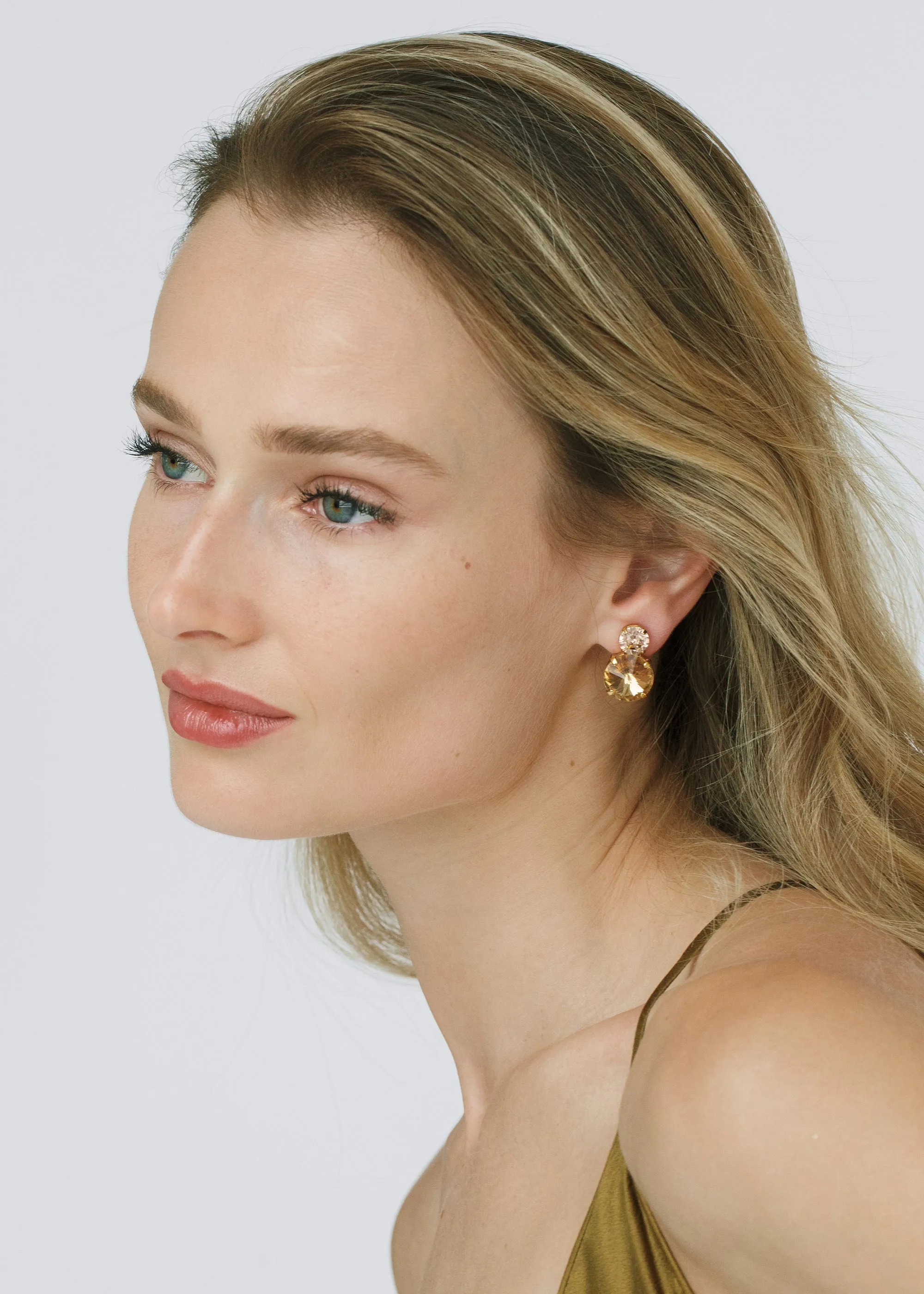 Myrla Earrings -- Golden