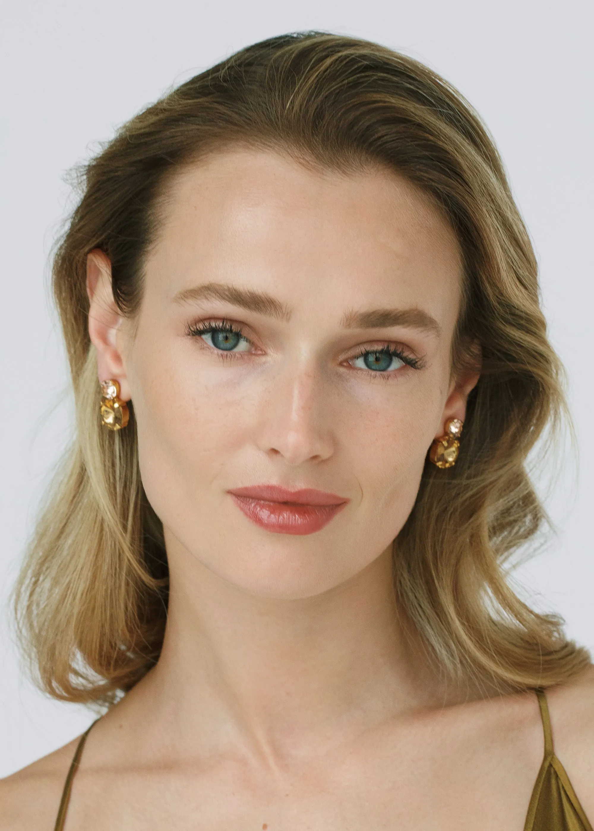 Myrla Earrings -- Golden