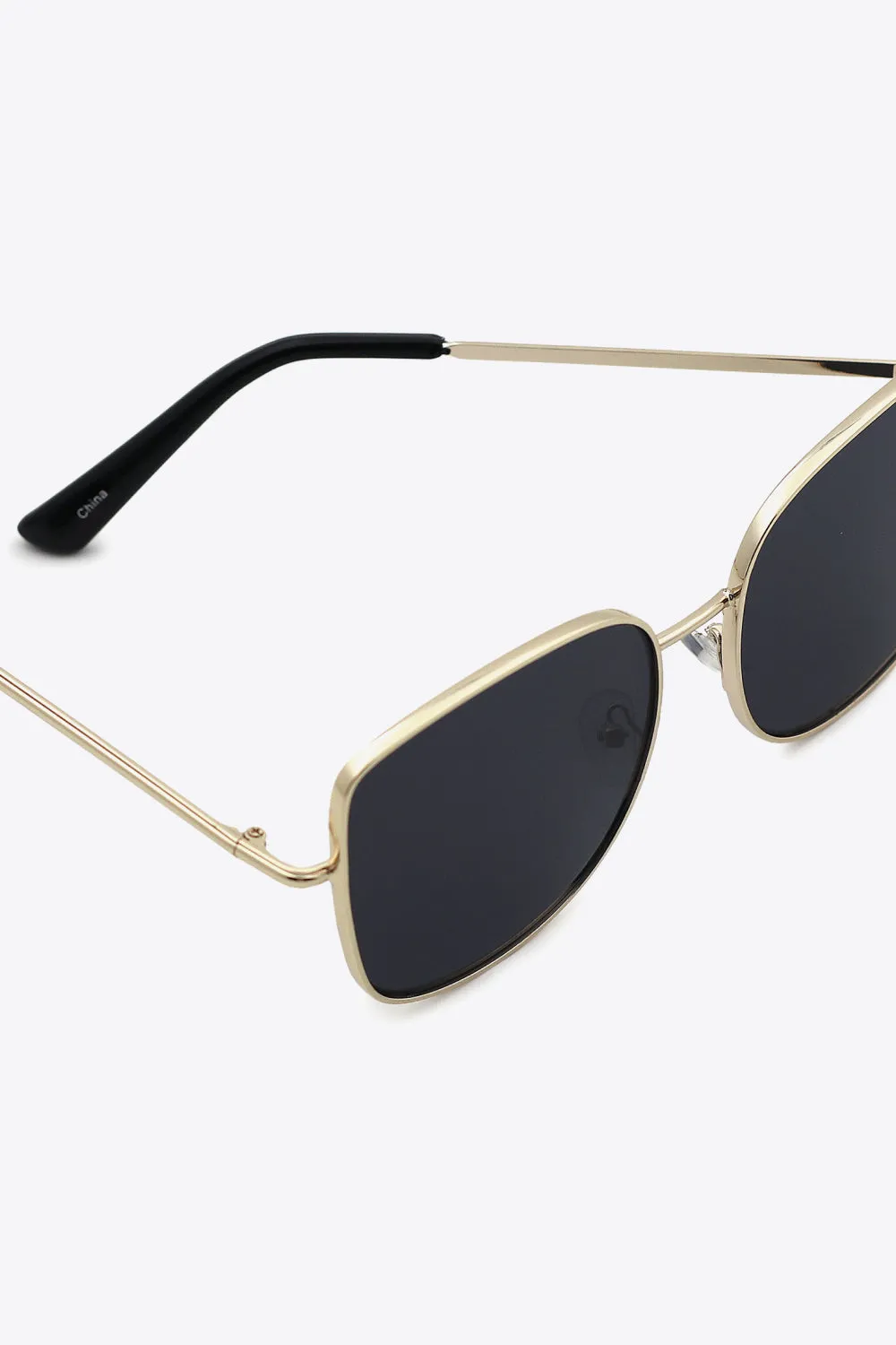 Radiant Rays Wayfarer Sunglasses