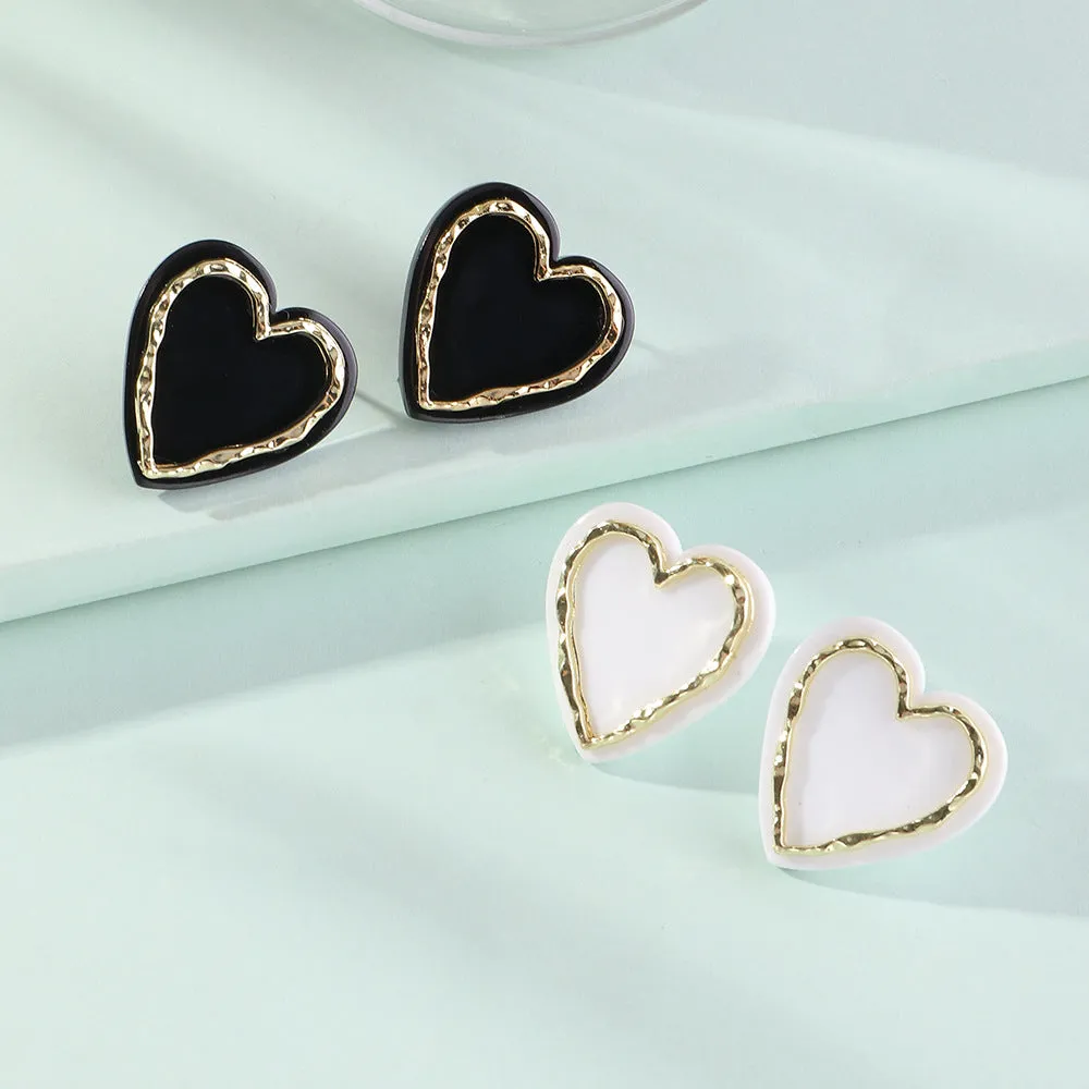 Small And Exquisite Alloy Acrylic Peach Heart Earrings