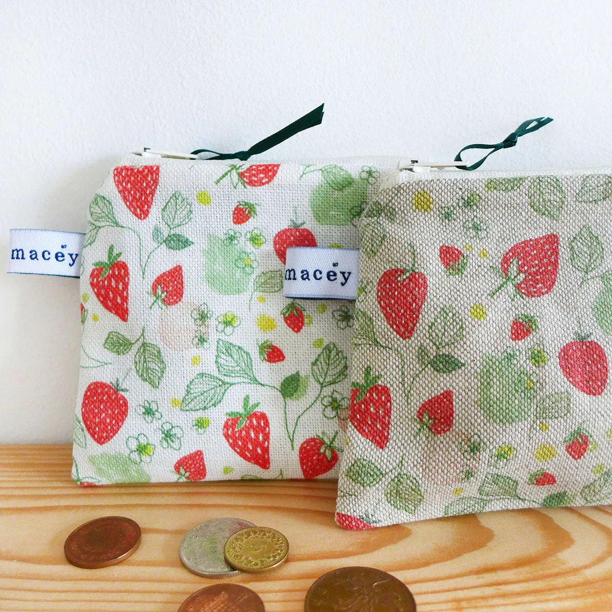 Strawberries Pocket Purse