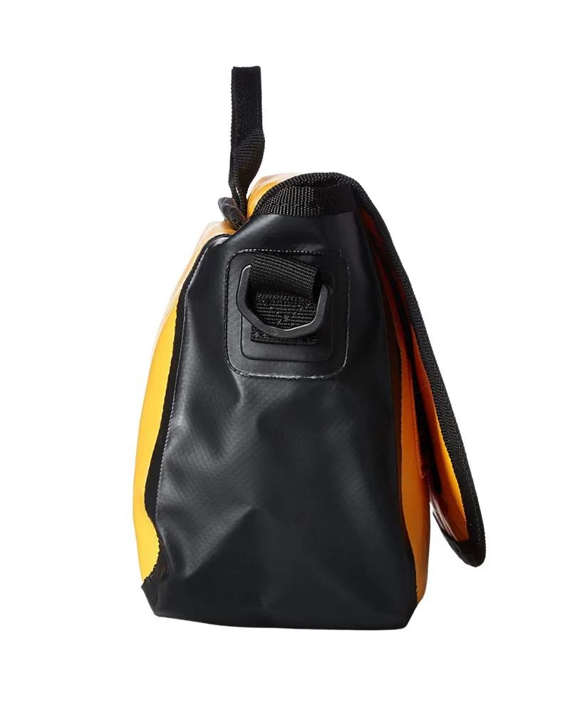 Stream Trail Clam Shoulder Bag