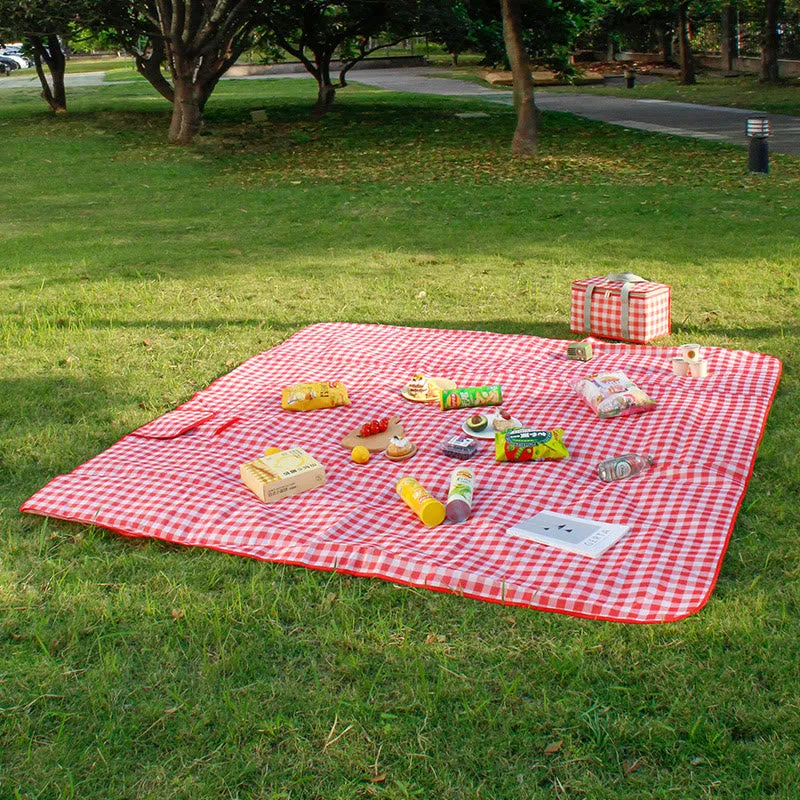 Waterproof and Quick-drying Outdoor Vacation Travel Large Camping Picnic Mat Anti-sand Cushion